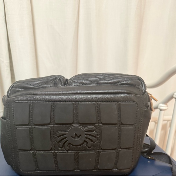 Itzy Ritzy Jetset Black Boss Diaper Bag Backpack - Picture 7 of 7